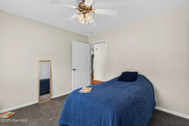 $290,000 | 404 Jasmine North, Swansboro, NC 28584