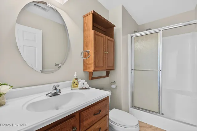 $290,000 | 404 Jasmine North, Swansboro, NC 28584