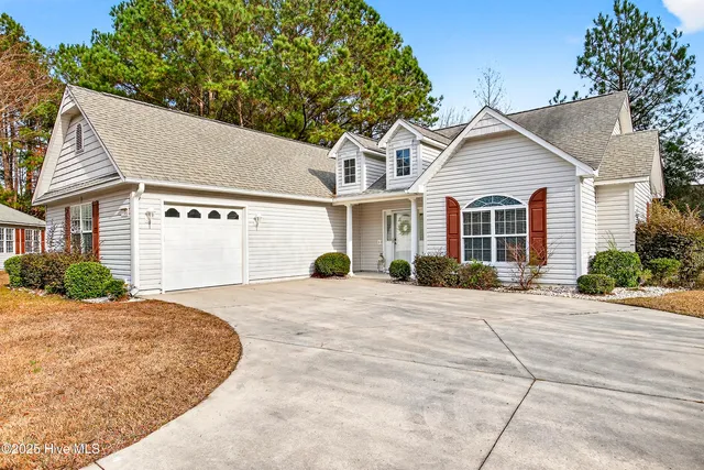$290,000 | 404 Jasmine North, Swansboro, NC 28584
