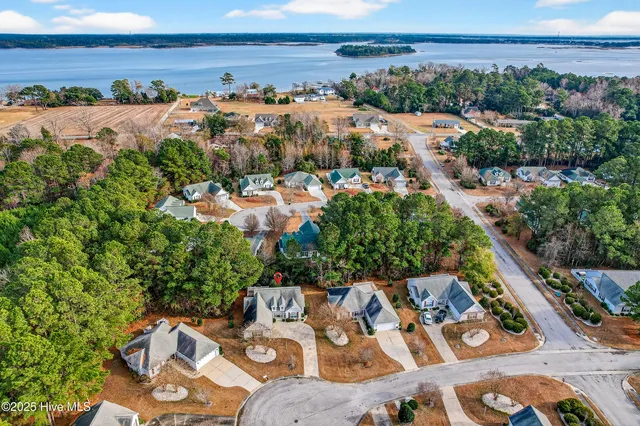 $290,000 | 404 Jasmine North, Swansboro, NC 28584