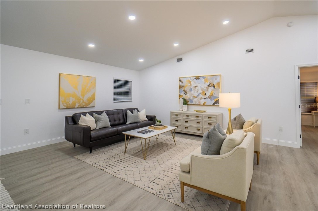 825 Spring Boulevard Sebring, FL 33876 - Photo 3 of 15 Gallery Image 3