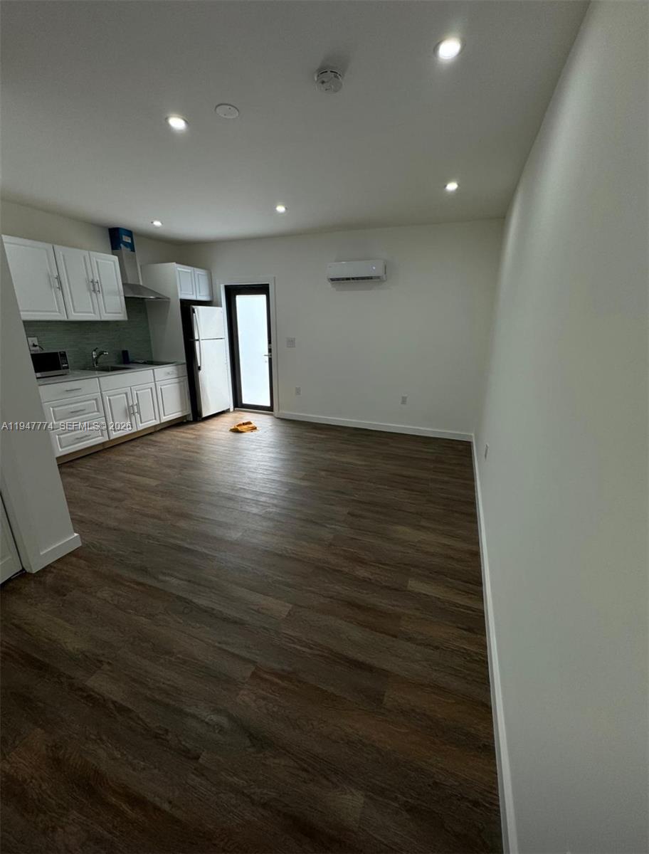 14941 Southwest 168th Terrace, Unit 2 Miami, FL 33187 - Photo 2 of 6