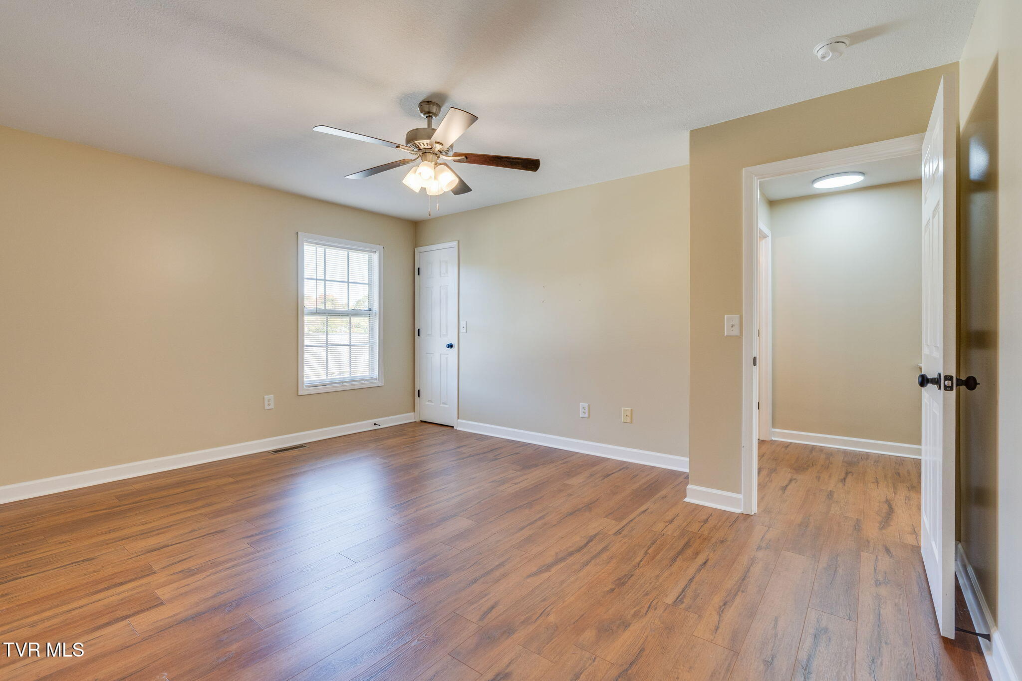 2201 Cherokee Road, Unit 18 Johnson City, TN 37604 - Photo 16 of 25 R16