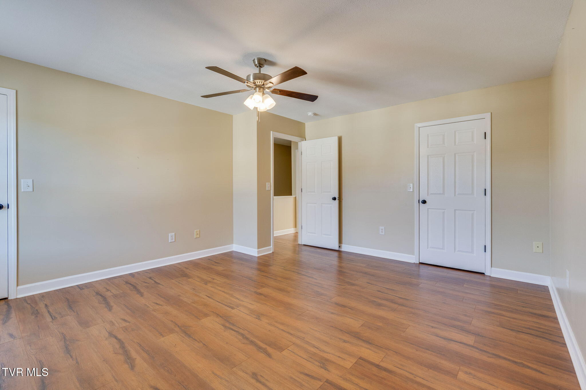 2201 Cherokee Road, Unit 18 Johnson City, TN 37604 - Photo 17 of 25 R17