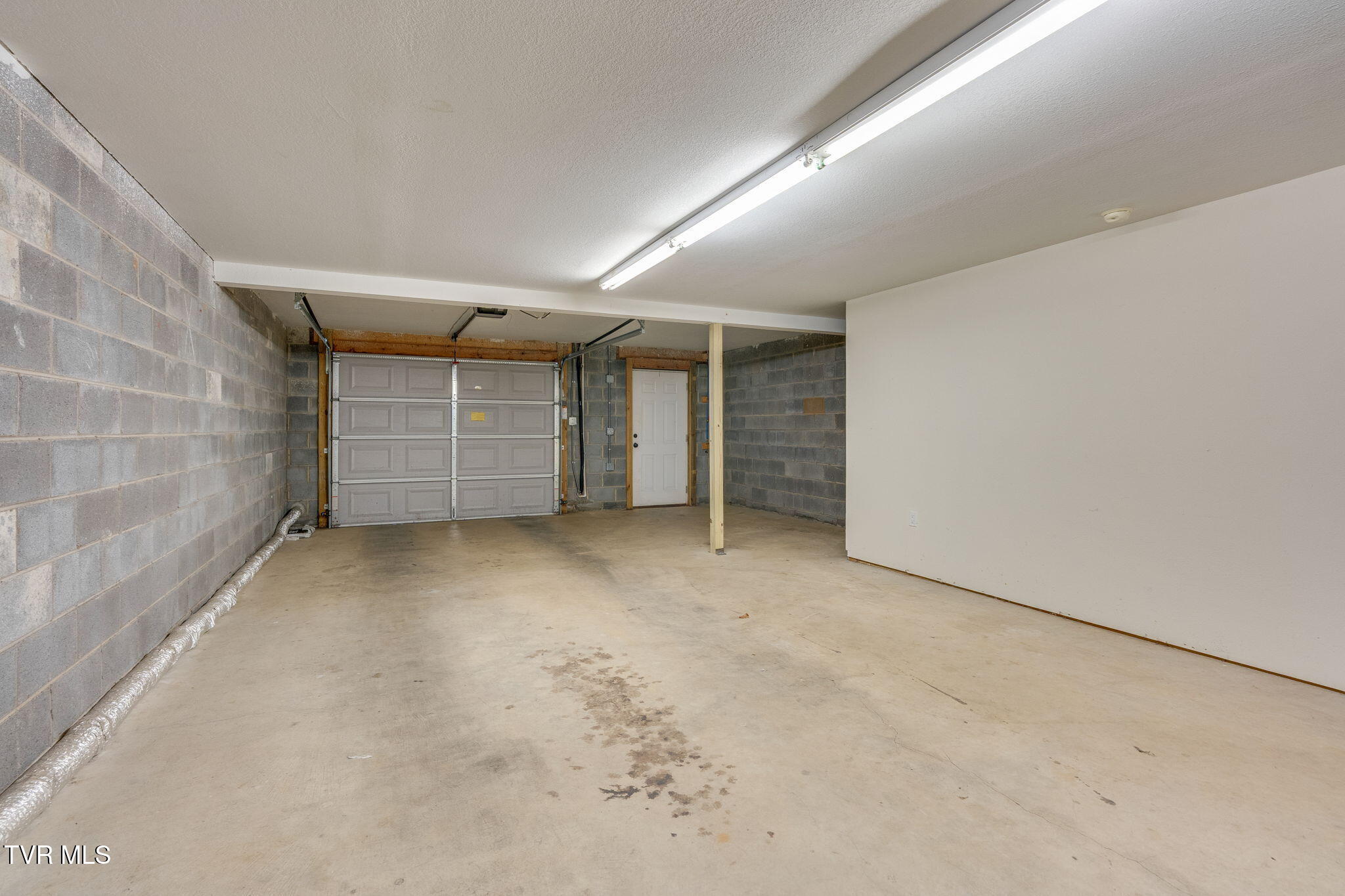 2201 Cherokee Road, Unit 18 Johnson City, TN 37604 - Photo 21 of 25 R21