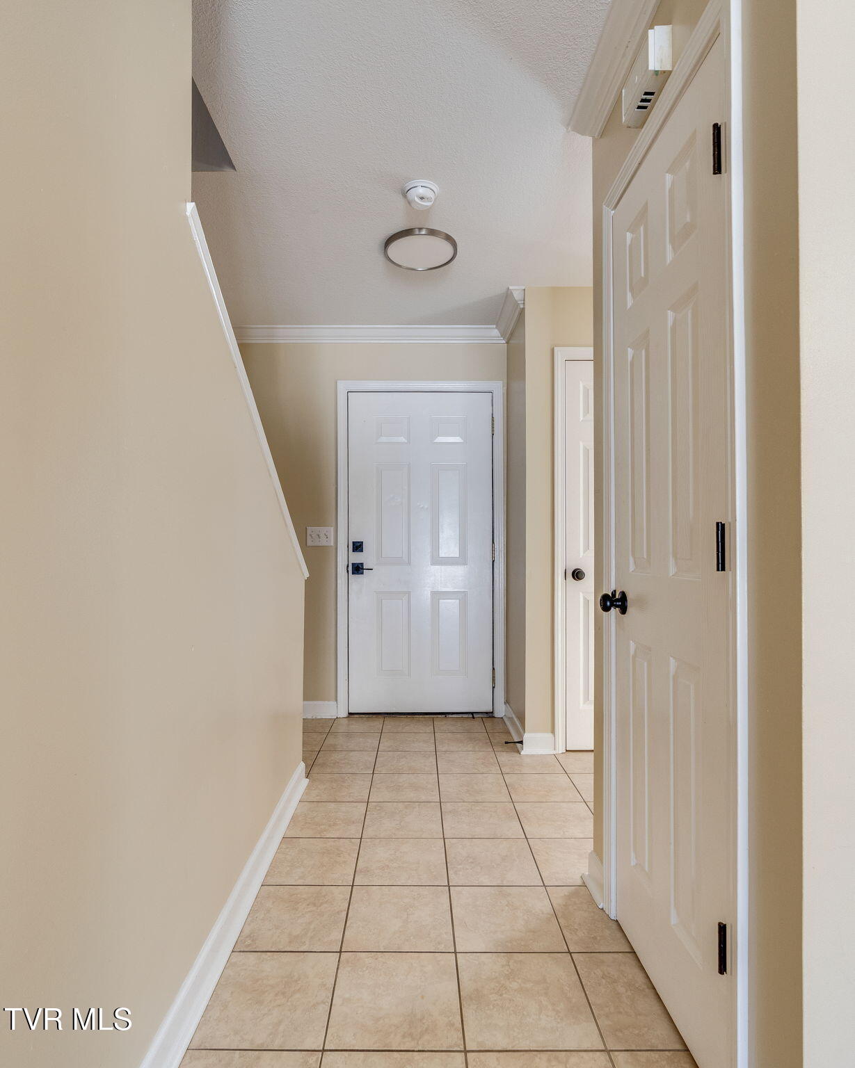 2201 Cherokee Road, Unit 18 Johnson City, TN 37604 - Photo 4 of 25 R4