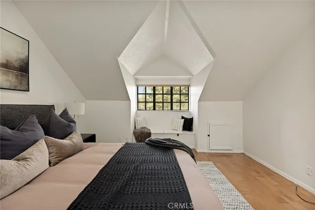 $925,000 | 4 Village, Unit B, Lake Arrowhead, CA 92352