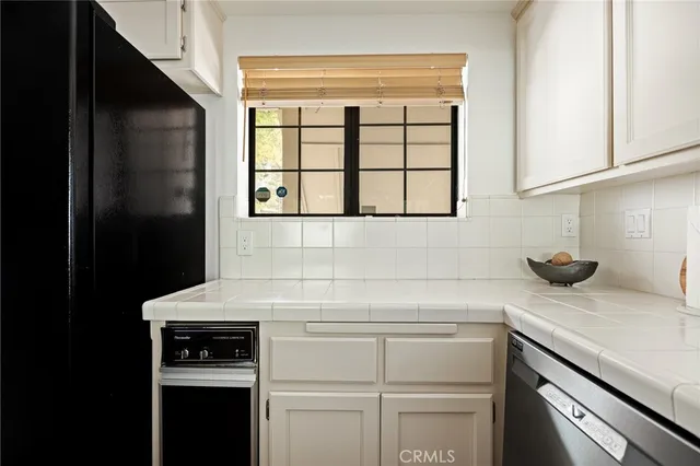 $925,000 | 4 Village, Unit B, Lake Arrowhead, CA 92352