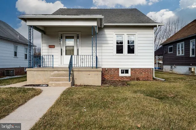 $250,000 | 305 East Washington Street, Fleetwood, PA 19522