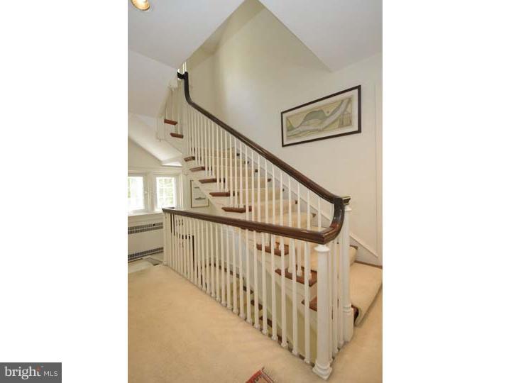 782 Harrison Road Villanova, PA 19085 - Photo 14 of 24 Hallway