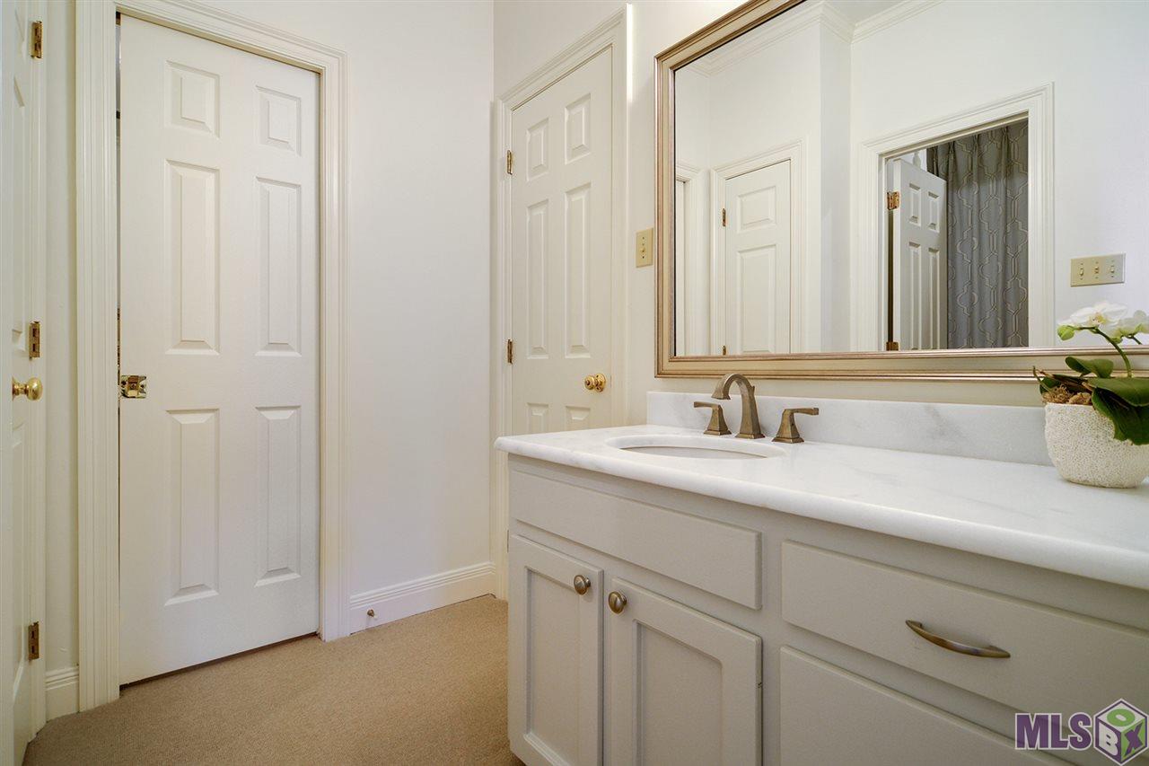 17613 Crossing Boulevard Baton Rouge, LA 70810 - Photo 12 of 17 Gallery Image 12