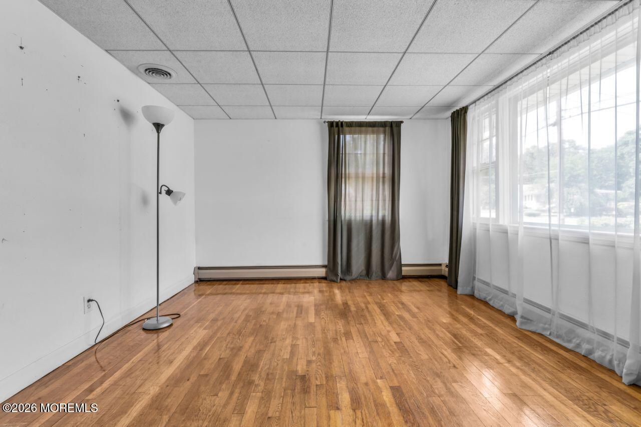 11 Hemlock Road Howell, NJ 07731 - Photo 8 of 27 photos_web_resolution_HOM02245