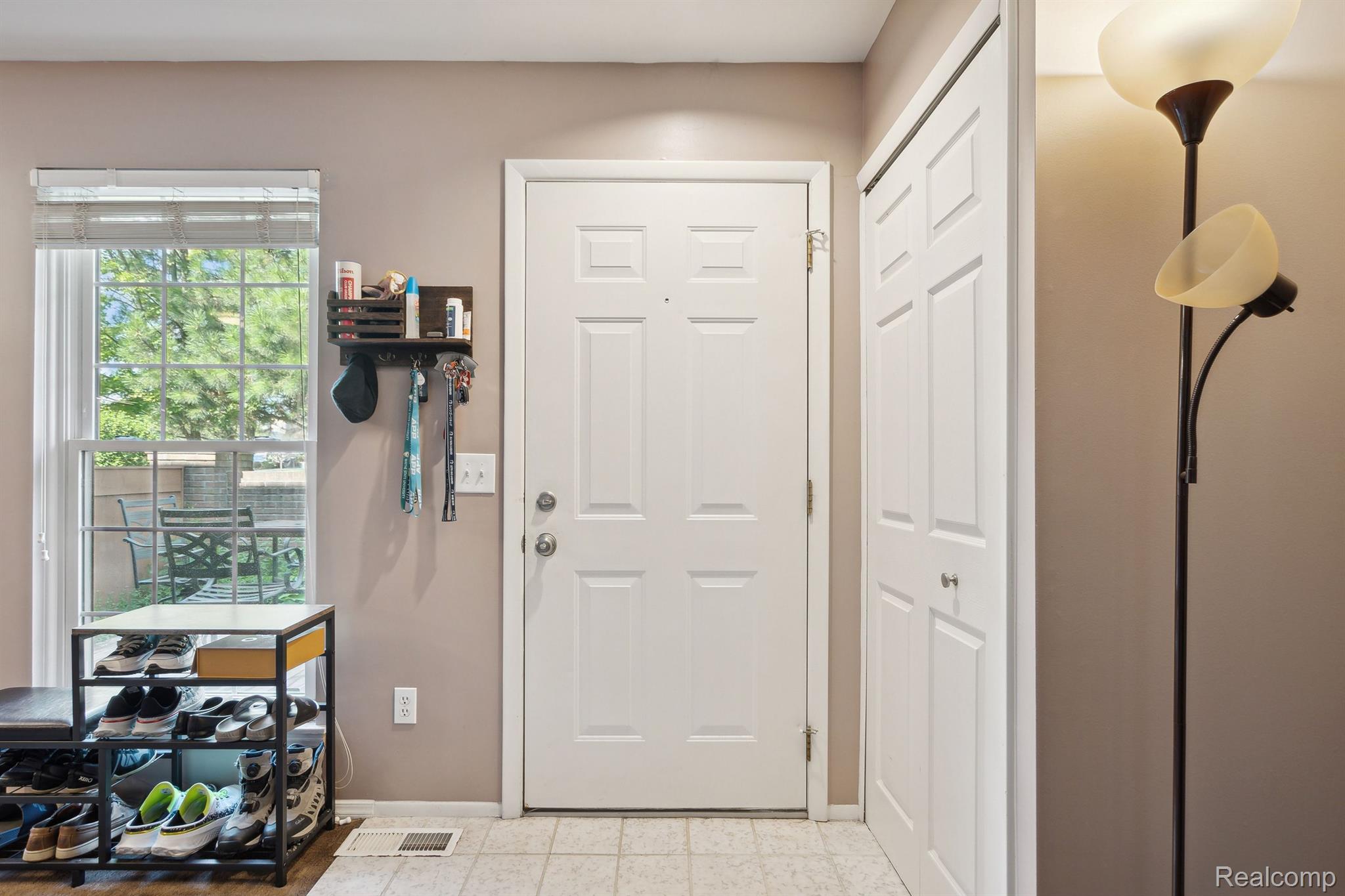 22040 Edgewater Novi, MI 48375 - Photo 12 of 44 Gallery Image 12