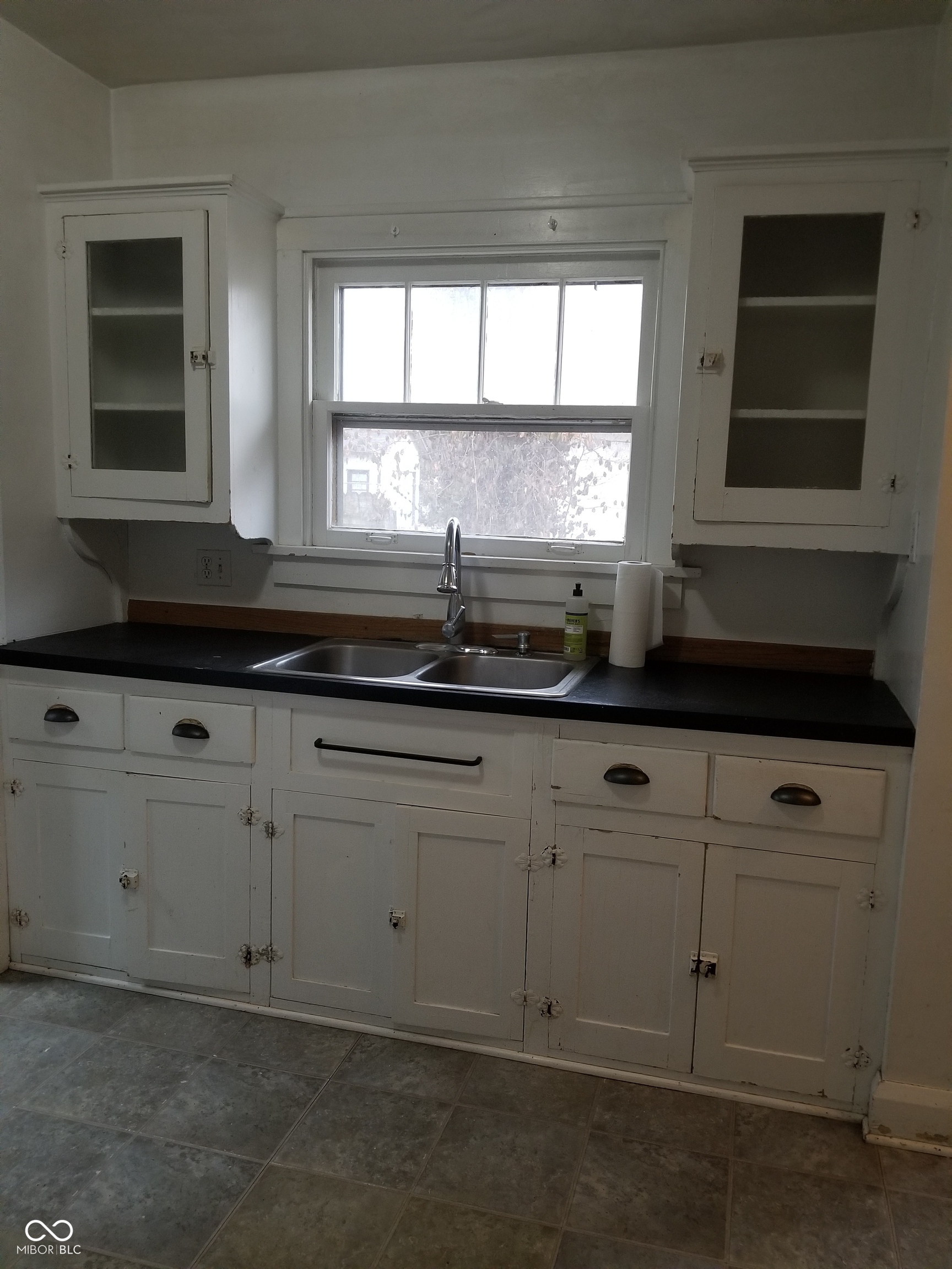 434 Berkley Road Indianapolis, IN 46208 - Photo 9 of 18 Gallery Image 9