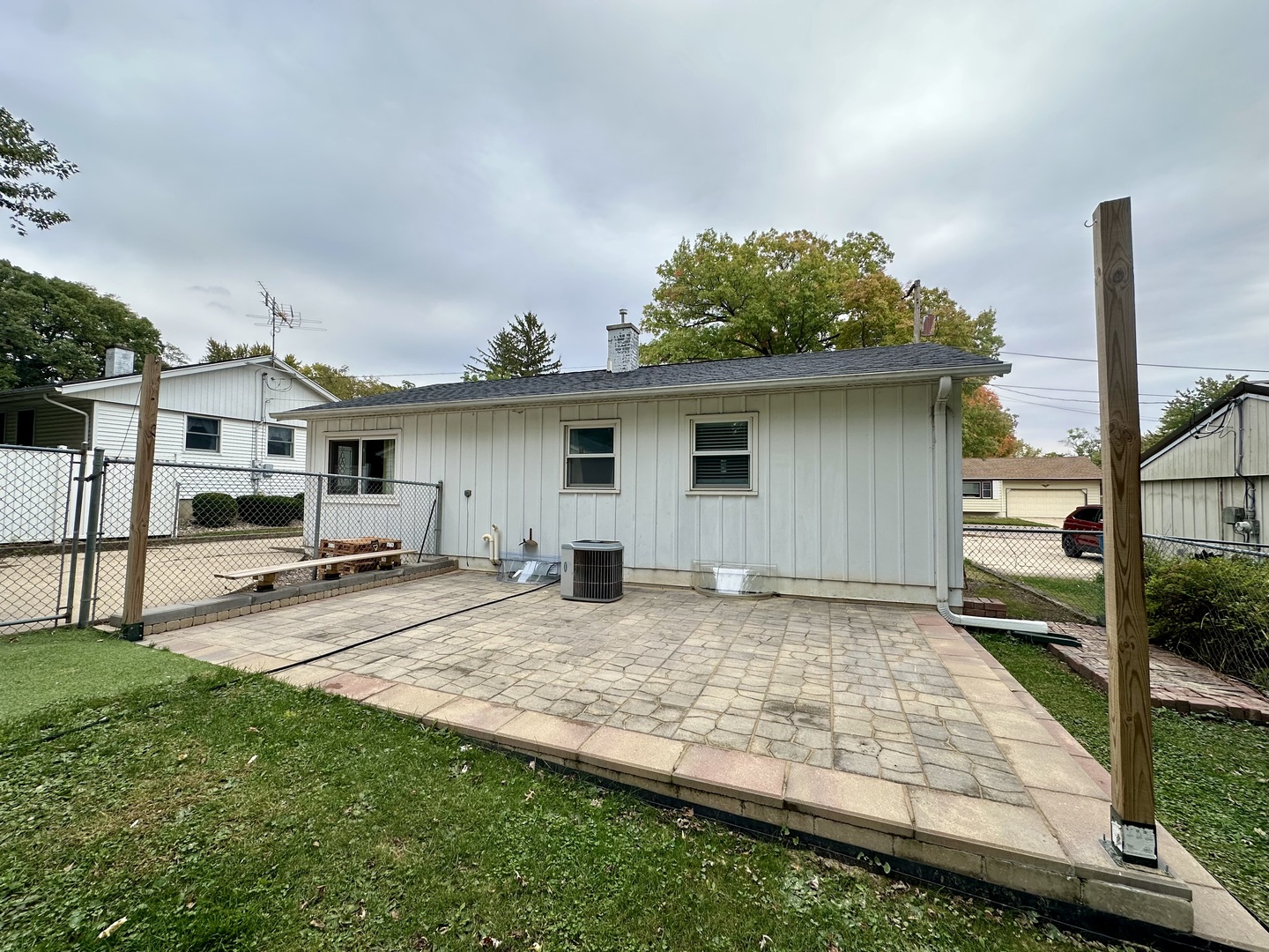 925 Assembly Place Dixon, IL 61021 - Photo 3 of 19 a view of a house with backyard and sitting area
