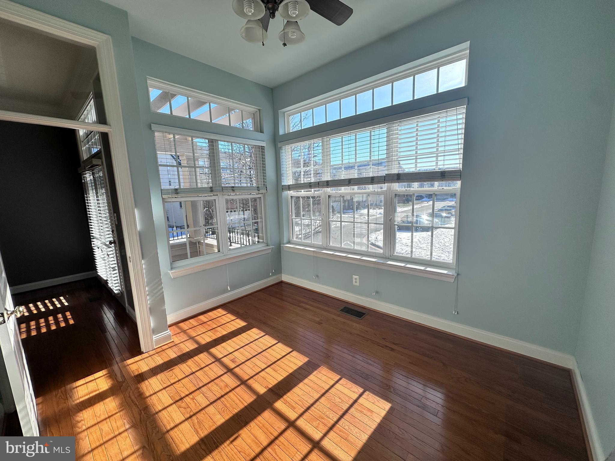 43270 Sunderleigh Square Broadlands, VA 20148 - Photo 8 of 24 a view of an empty room with a window