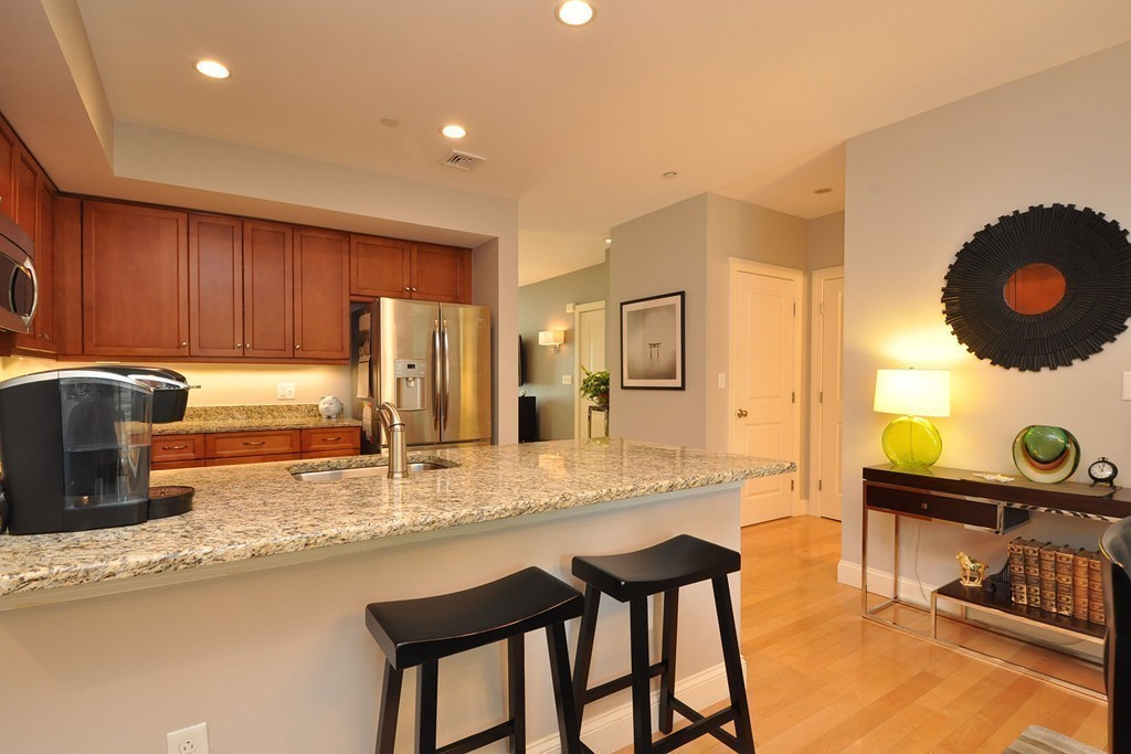 109 Crowninshield Road, Unit B6 Brookline, MA 02446 - Photo 7 of 15 Gallery Image 7