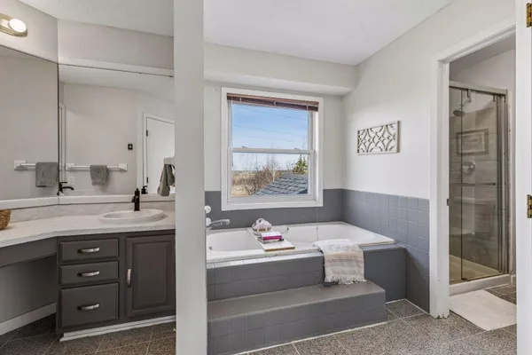 $565,000 | 15320 96th Place North, Maple Grove, MN 55369