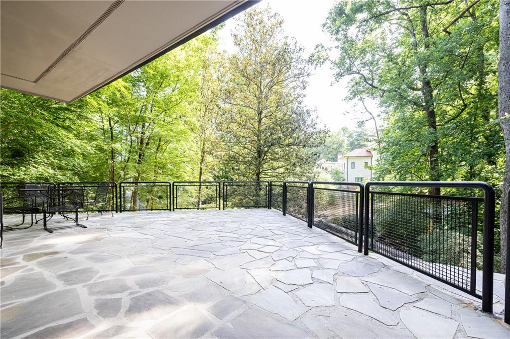 770 Kings Way Northwest Atlanta, GA 30327 - Photo 21 of 49