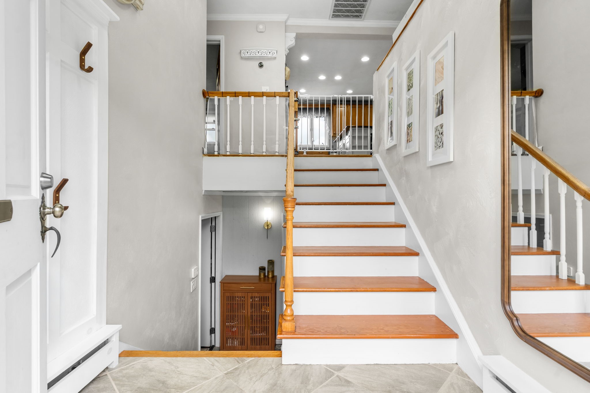 618 Pollard Hill Road Johnson City, NY 13790 - Photo 2 of 33