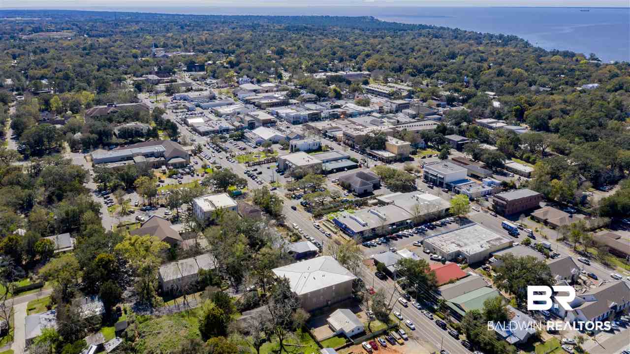 100 North Bancroft Street, Unit C1 Fairhope, AL 36532 - Photo 41 of 48