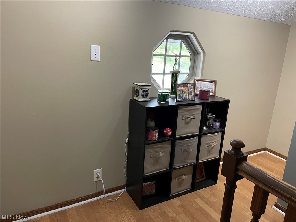 649 Neal Road Akron, OH 44312 - Photo 24 of 25