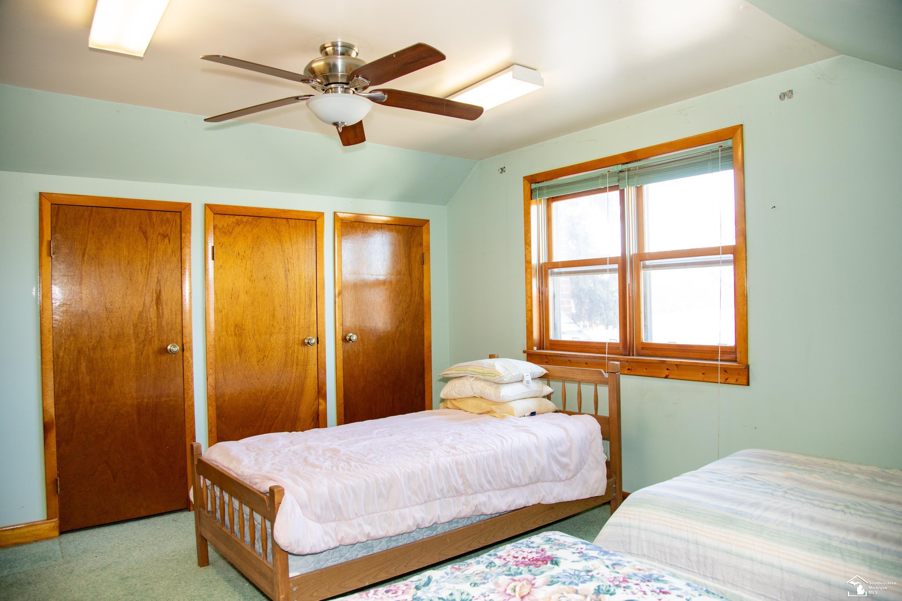 15708 Goddard Road Allen Park, MI 48101 - Photo 20 of 33