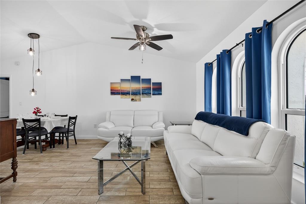 4203 Surfside Court Port Charlotte, FL 33948 - Photo 5 of 40