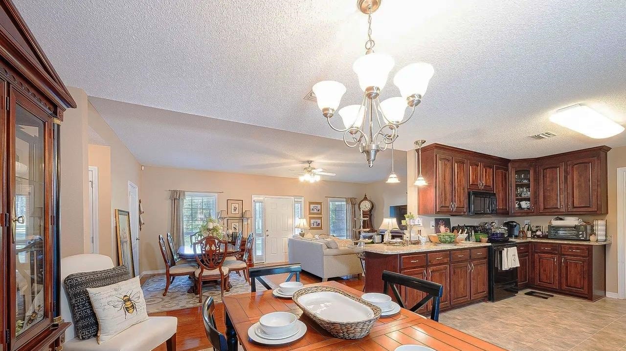 12230 Bromley Road Stapleton, AL 36578 - Photo 10 of 34 Dining Area