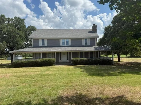 $2,800 | 1662 Preskitt Road, Decatur, TX 76234