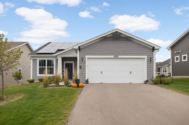 $529,900 | 4628 Benjamin Drive, Woodbury, MN 55129