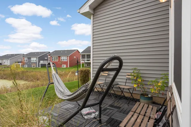 $529,900 | 4628 Benjamin Drive, Woodbury, MN 55129