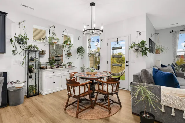 $529,900 | 4628 Benjamin Drive, Woodbury, MN 55129