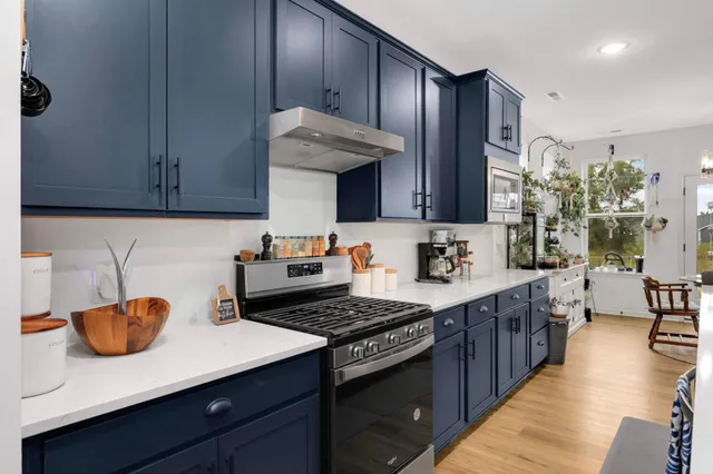 $529,900 | 4628 Benjamin Drive, Woodbury, MN 55129