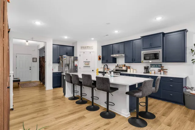 $529,900 | 4628 Benjamin Drive, Woodbury, MN 55129