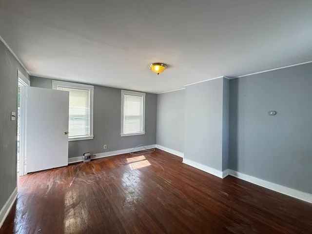 $1,995 | 21 Common Street, Unit 1, Weymouth, MA 02188