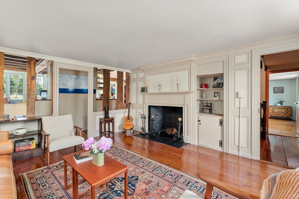 391 Dedham Street Newton, MA 02459 - Photo 6 of 29