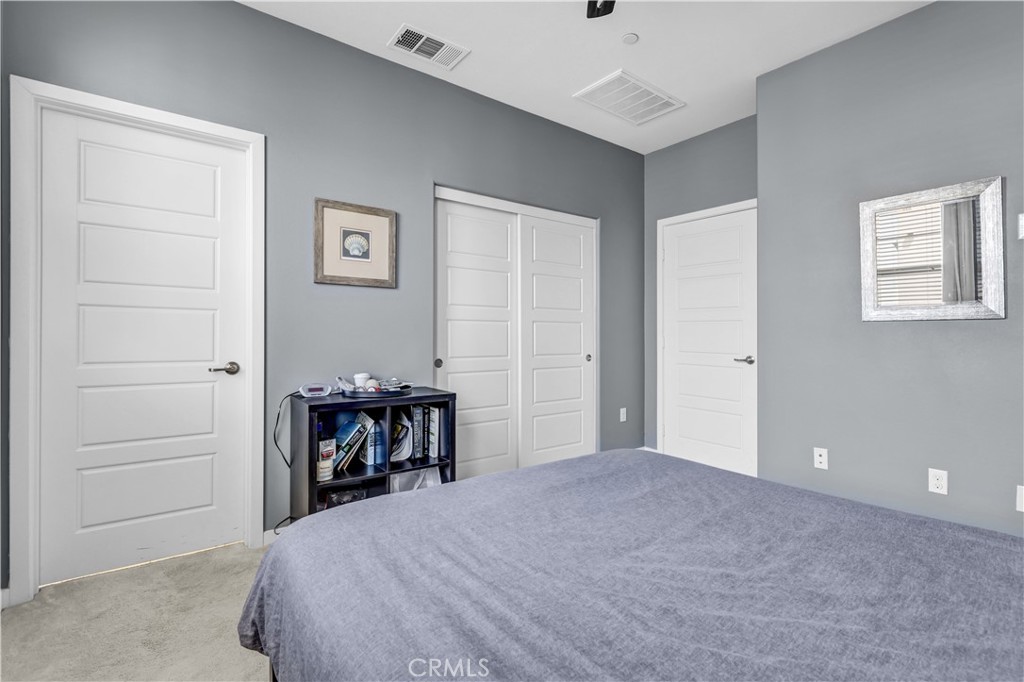 212 Paramount Irvine, CA 92618 - Photo 22 of 29