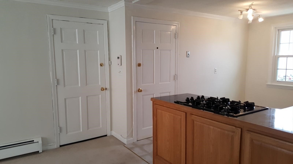 160 Tyngsboro Road, Unit 19 North Chelmsford, MA 01863 - Photo 11 of 19