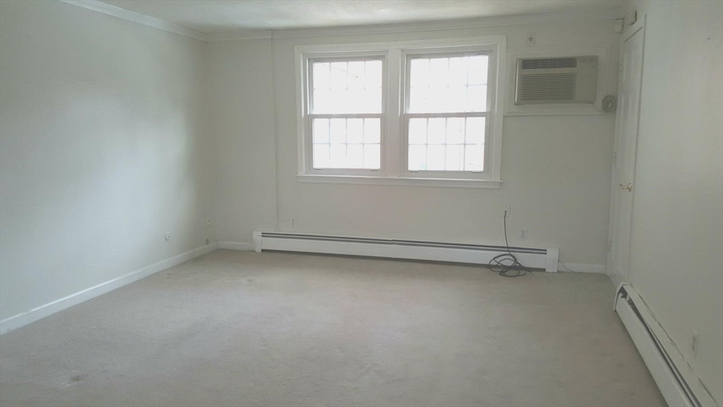 160 Tyngsboro Road, Unit 19 North Chelmsford, MA 01863 - Photo 16 of 19