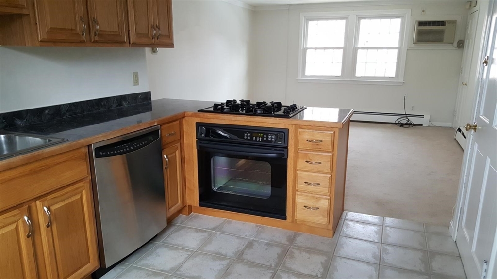 160 Tyngsboro Road, Unit 19 North Chelmsford, MA 01863 - Photo 9 of 19