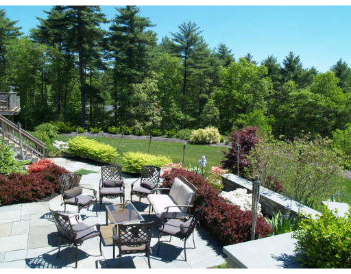 140 Hillcrest Road Marshfield, MA 02050 - Photo 2 of 12 Gallery Image 2