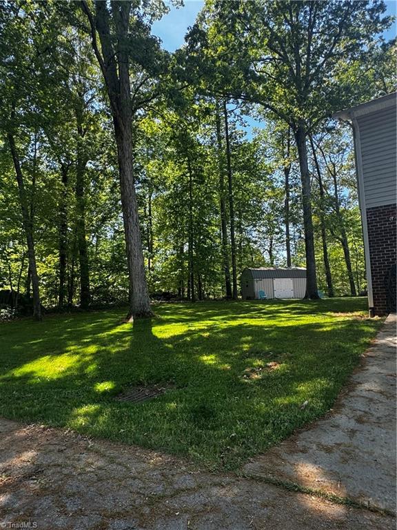 103 Robin Hood Road Lexington, NC 27292 - Photo 6 of 26 Outbuilding in back