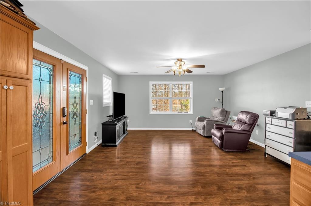 103 Robin Hood Road Lexington, NC 27292 - Photo 10 of 26 Den