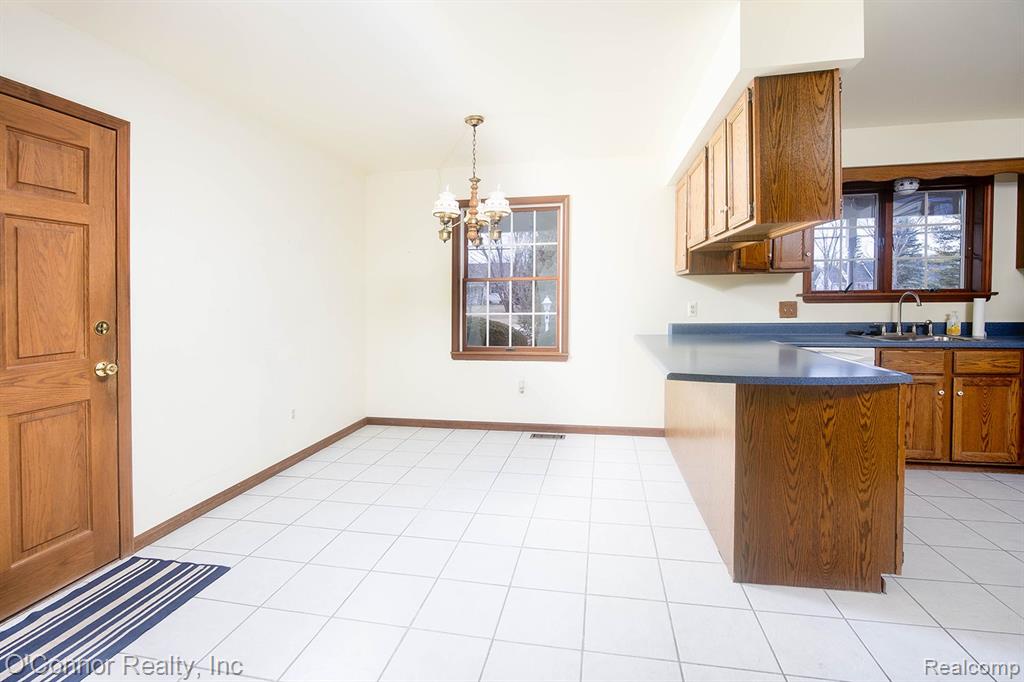 6060 Frith Road St. Clair, MI 48079 - Photo 9 of 43