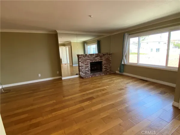 $4,800 | 258 West Escalones, San Clemente, CA 92672
