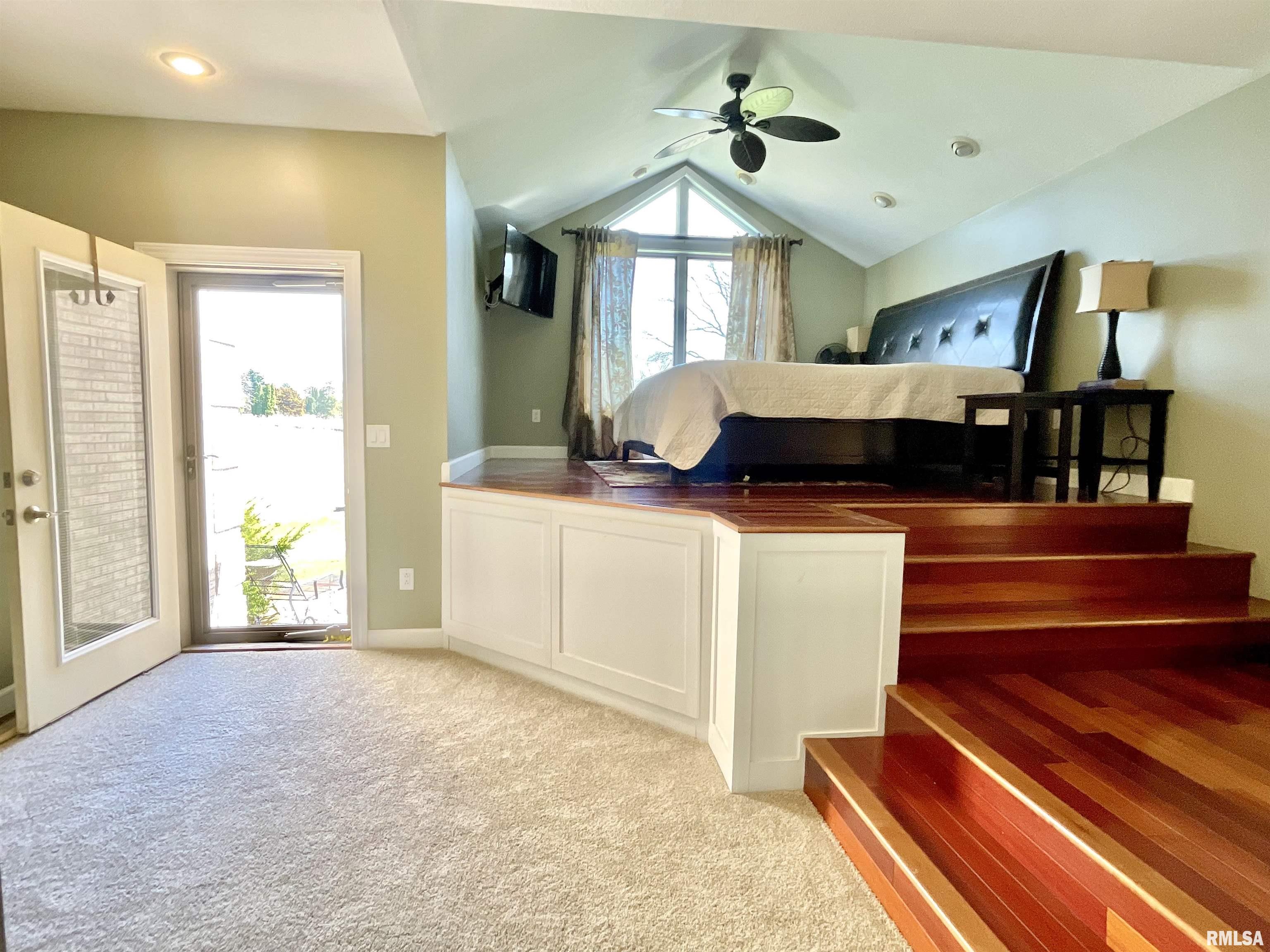 746 North 10th Street Clinton, IA 52732 - Photo 13 of 31