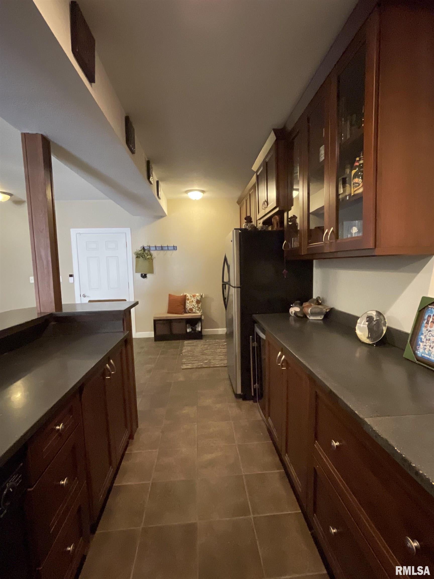 746 North 10th Street Clinton, IA 52732 - Photo 28 of 31