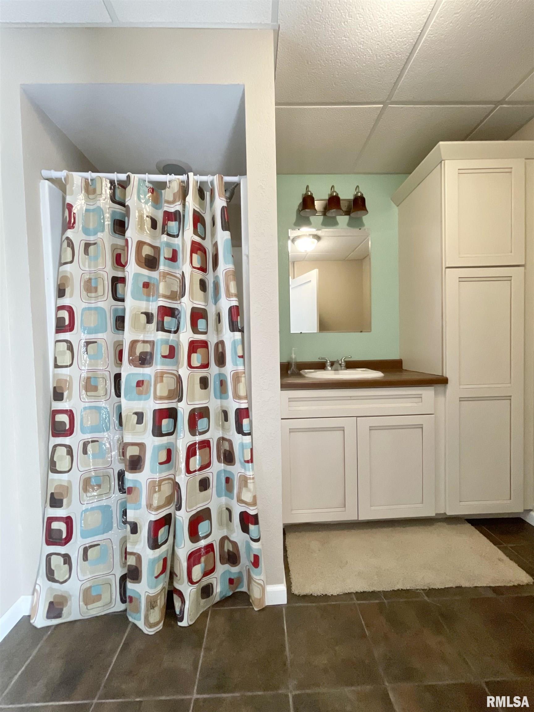 746 North 10th Street Clinton, IA 52732 - Photo 29 of 31