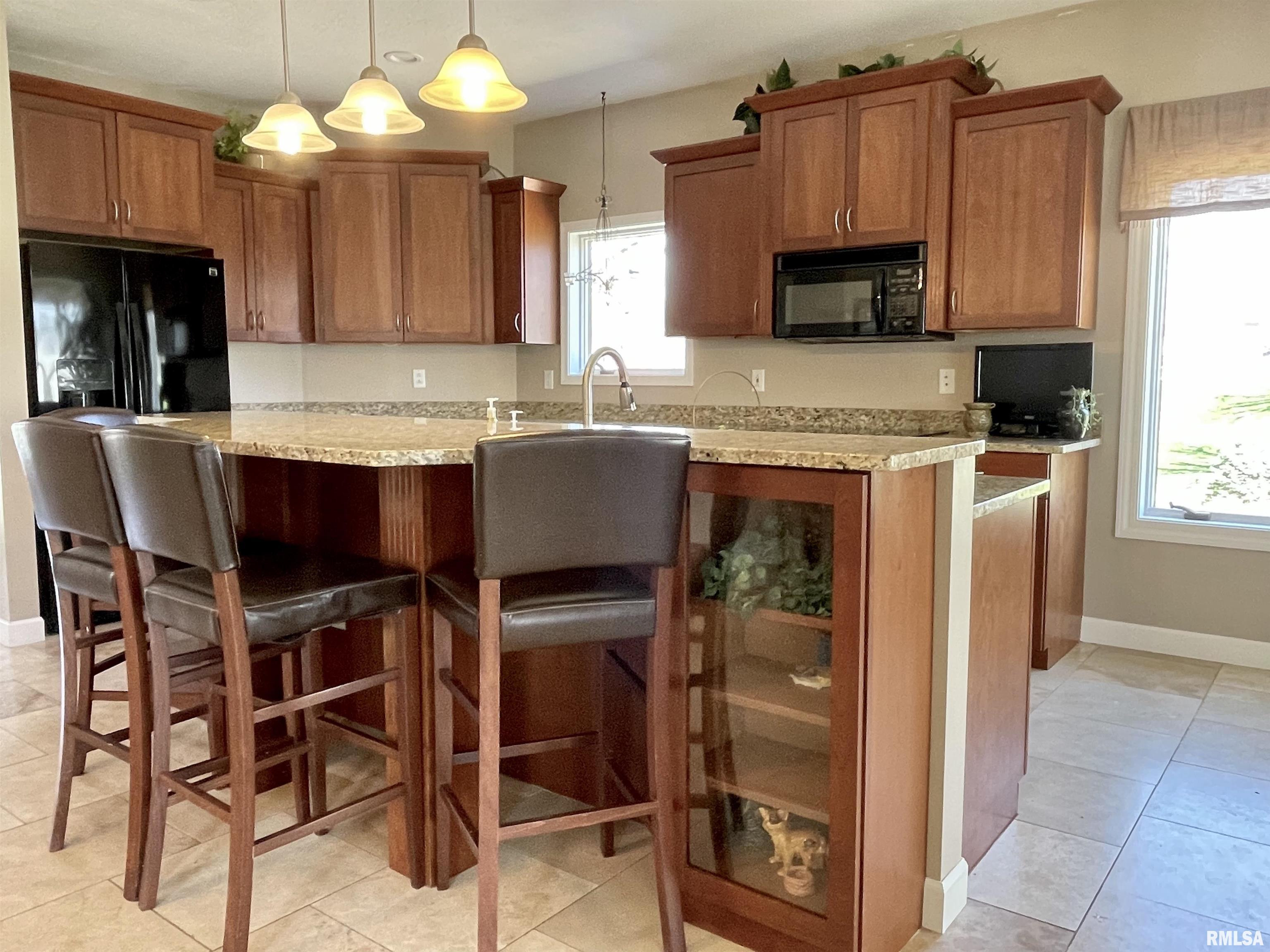 746 North 10th Street Clinton, IA 52732 - Photo 10 of 31